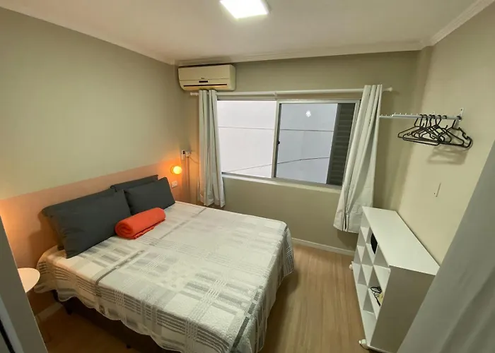 Notavel Apartamento Para 4 Pessoas No Centro De Bc